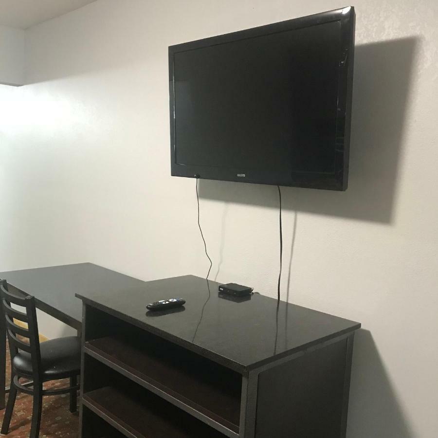Guest Inn Yukon Εξωτερικό φωτογραφία